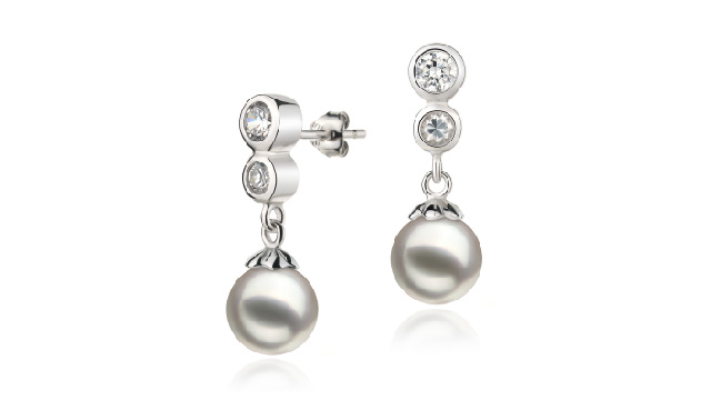 View Бели японски обеци Akoya collection